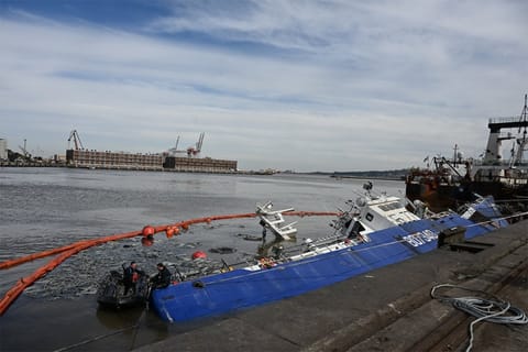 Russian commercial fishing vessel sank