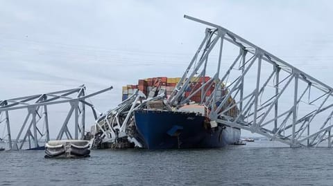 Dali and wreckage of Francis Scott Key Bridge