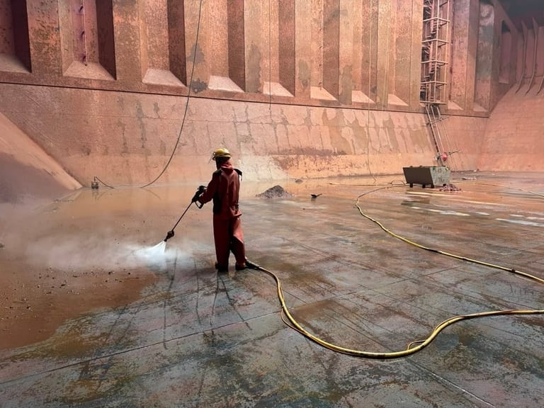 Ageing Bulker Fleet Drives Growing Demand for Tank Top Protection