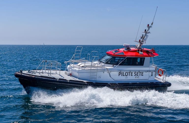 pilot boat sete