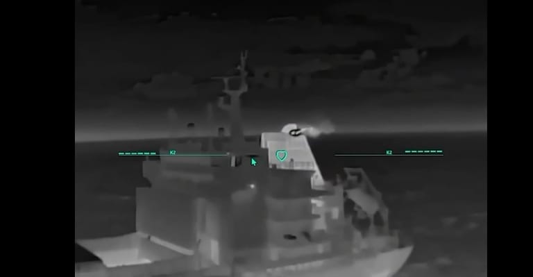 A Ukrainian drone closes in on the deckhouse of a bulker, September 2026 (USF)