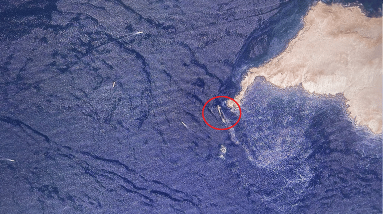 The wreck of the Caroline Bezengi, October 8 (Sentinel-2 / CJRC)