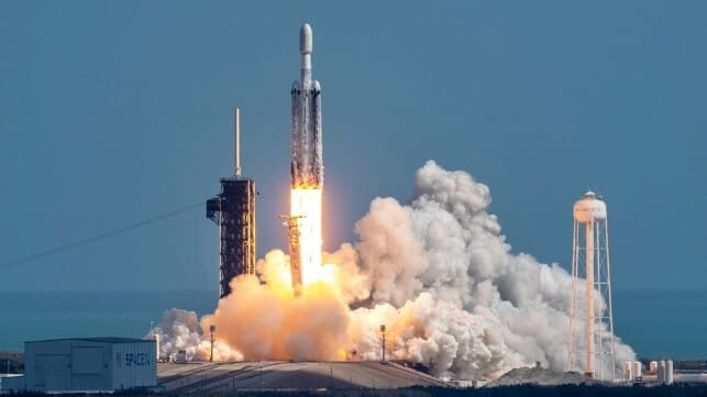 The Falcon Heavy carrying Viasat-3 F3 (Courtesy SpaceX)