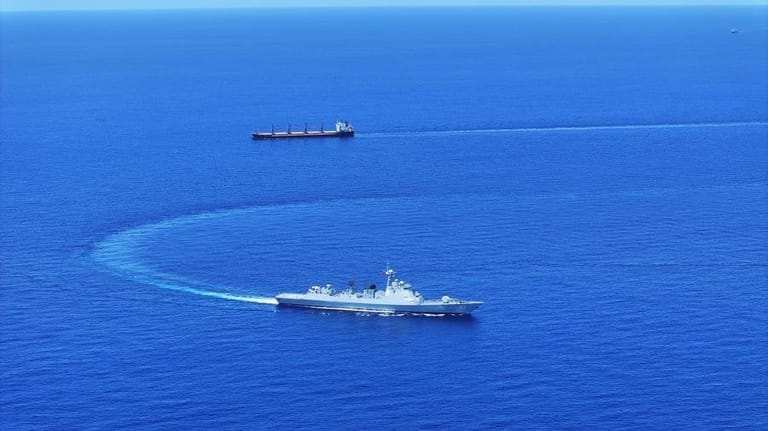 Chinese destroyer in the Gulf of Aden in 2024