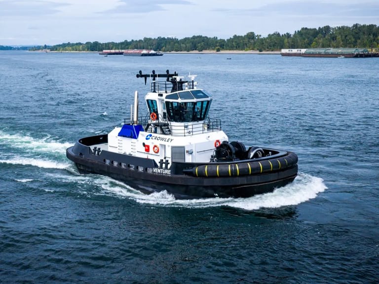 Crowley new tug Venture