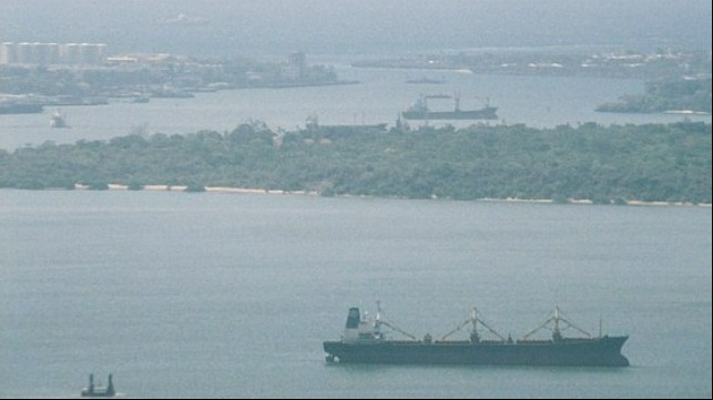 Kilindini Harbour, Mombasa, Kenya, credit: Andrew Thomas ; This file is licensed under the Creative Commons Attribution-Share Alike 2.0 Generic license.	