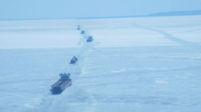 ships in ice