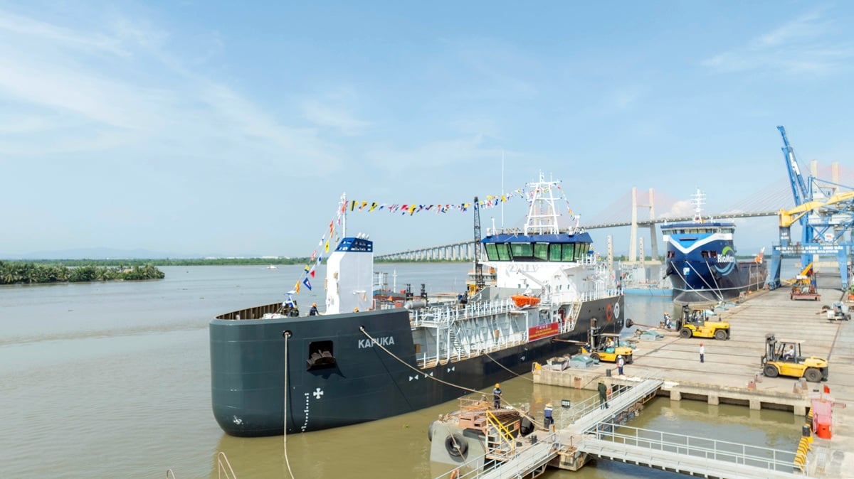 Damen Shipyards Group