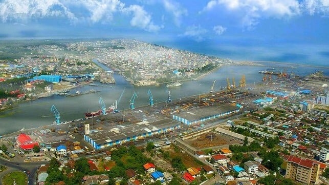Waterfront at Bandar-e-Anzali (Wikimedia / CC BY SA 3.0)