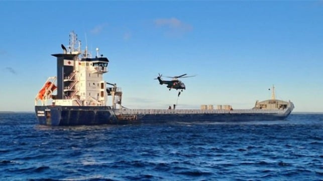 Finnish troops board cargo ship