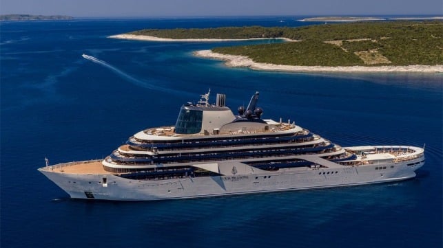 Four Seasons I yacht cruise ship