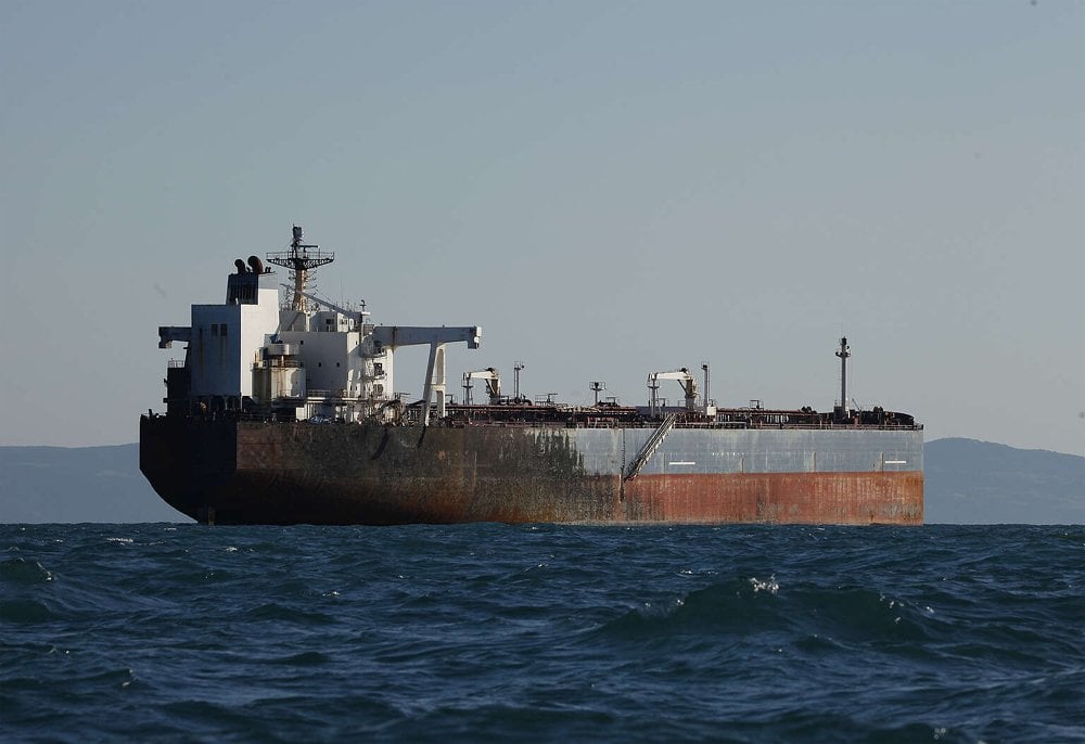 wreck of crude oil tanker attacked by Ukraine