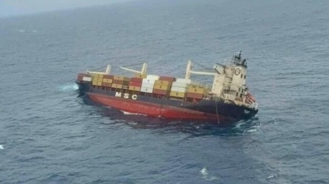 containership sinking