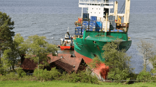 Container ship "NCL Salten" grounding near Trondheim. Photo: Lars Bugge Aarset/Fremtidens Industri  