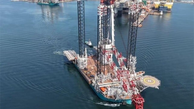 wind turbine installation vessel
