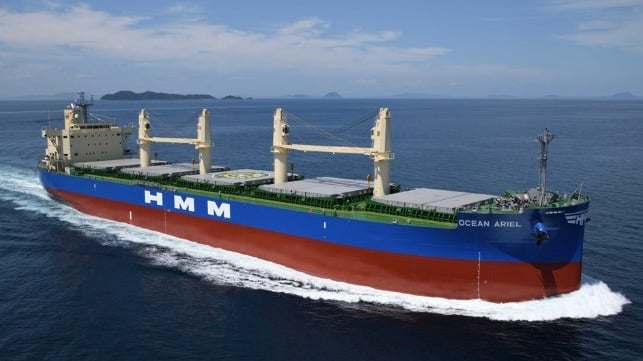 dry bulk carrier built for HMM