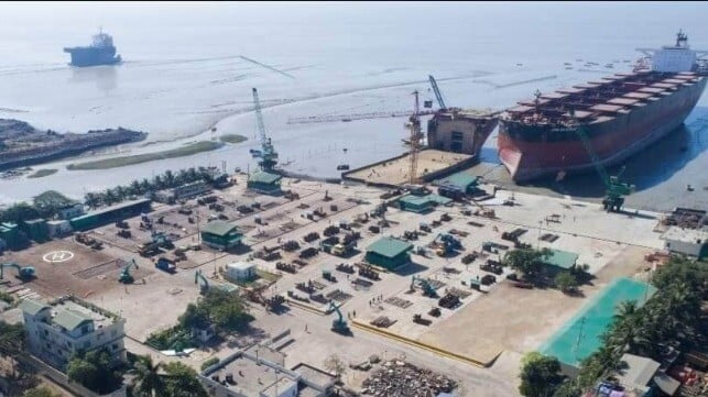 Bangladesh scrap yard
