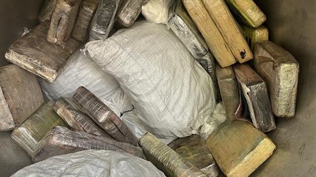 Drug packages within an apparent cylinder bore (AFP)