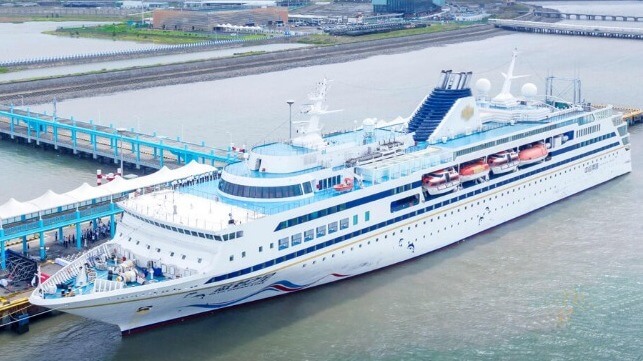 China cruise restart