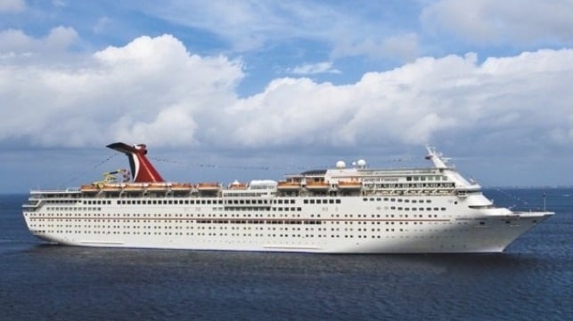 Carnival Corporation to sell more ships as first arrives att scrapyard