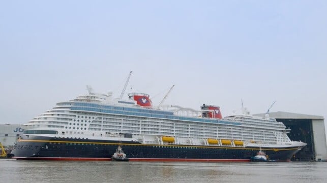 Disney cruise ship