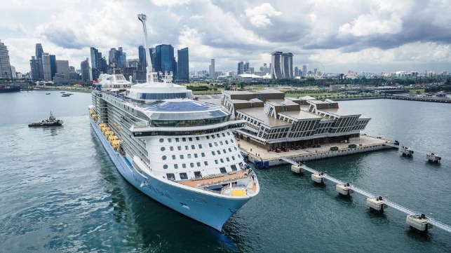 Singapore permits trial program of cruises to nowhere