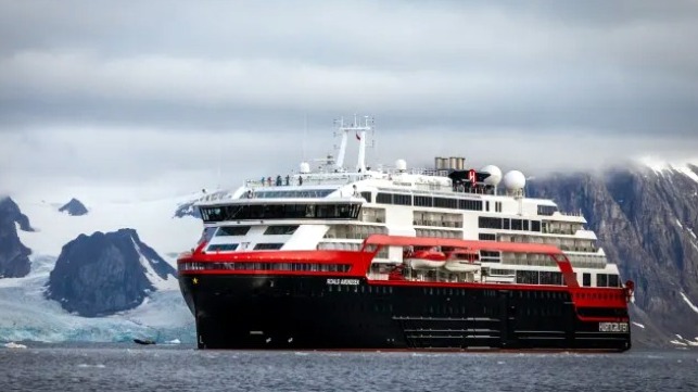 Updated Hurtigruten Crew Test Positive For Covid 19 On Norway Cruise [ 361 x 643 Pixel ]