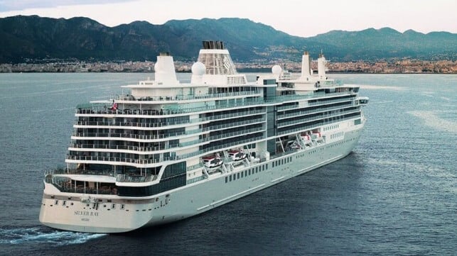 Silver Ray cruise ship