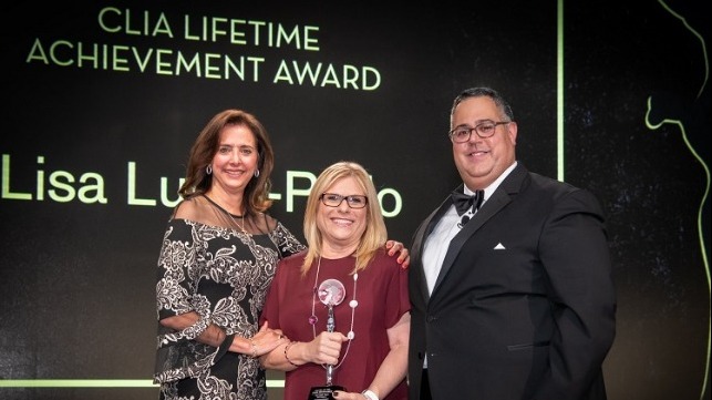 Lisa Lutoff-Perlo receives the CLIA Lifetime Achievement award.