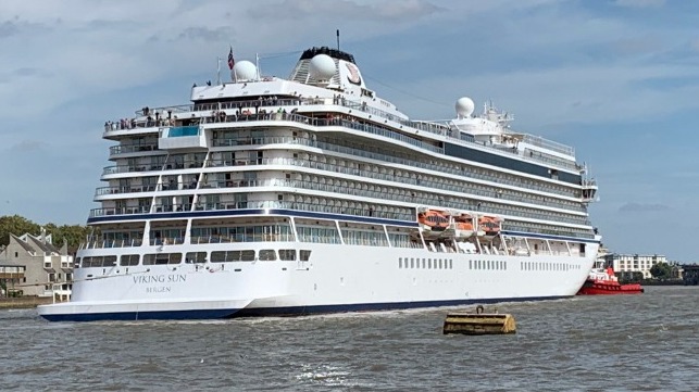 longest river cruise ship