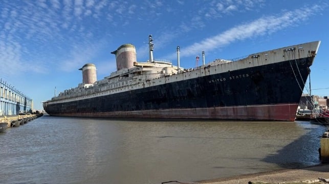 ss United States being moved