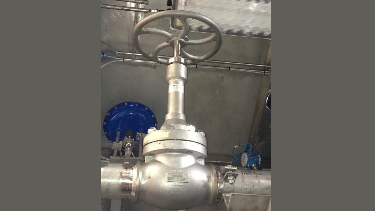 LNG high pressure valve