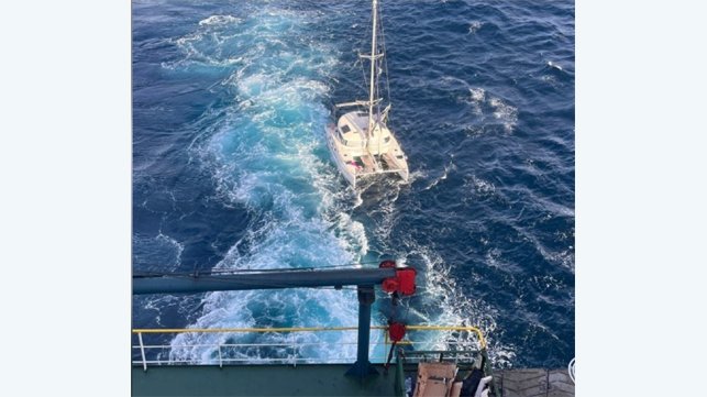 sailboat in distress