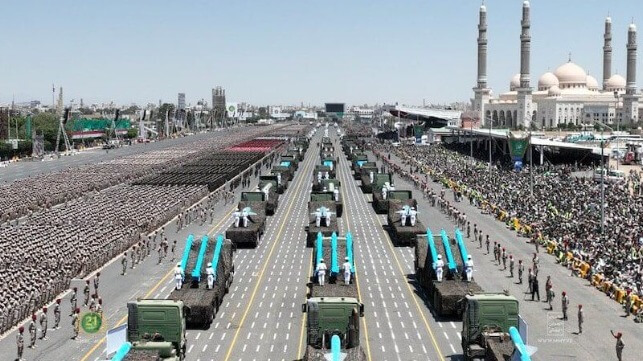 Houthi missiles on parade