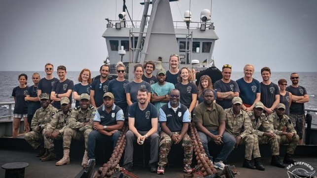 M/Y Bob Parker crew