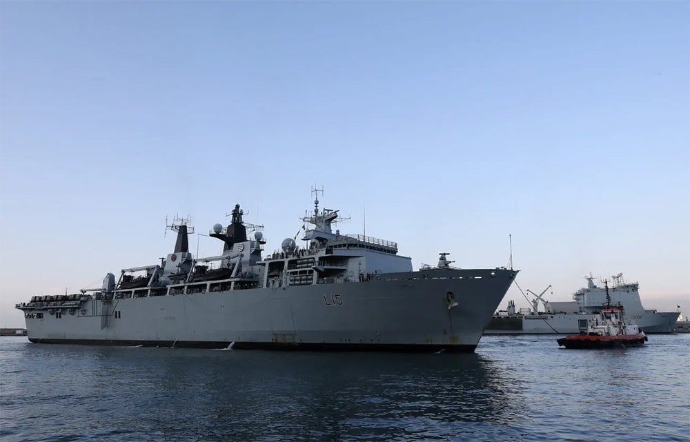 amphibious ship Royal Navy Bulwark
