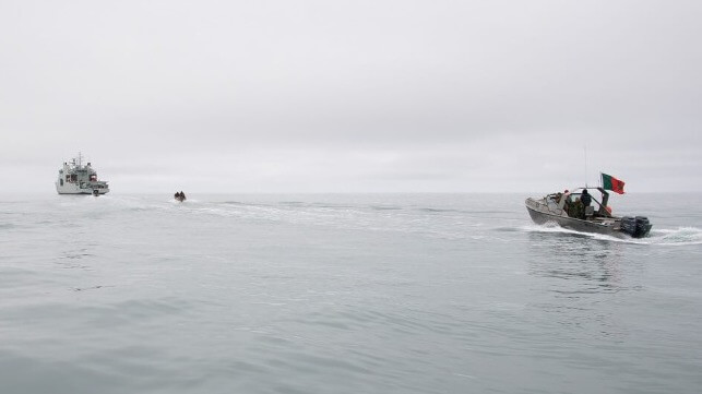 Canadian Rangers patrol boats in the Arctic 