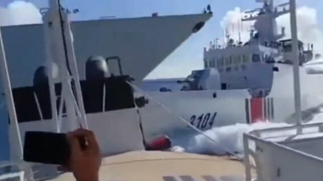 collision Chinese Navy and Coast Guard