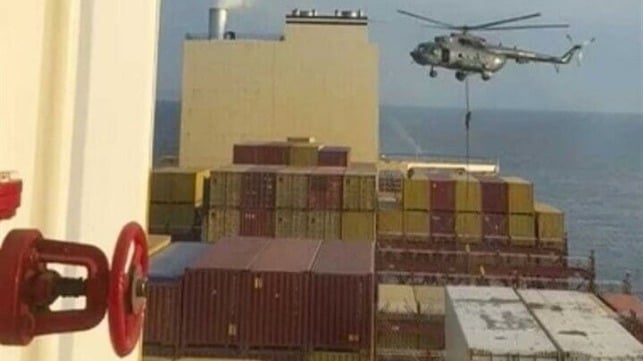 Iranian troops boarding containership 