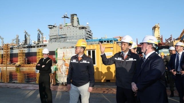Secretary Phelan in shipyard