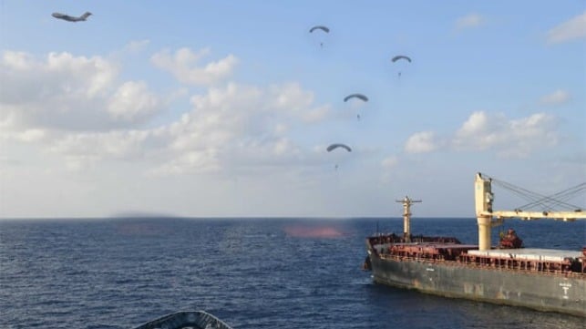 Wing Commander Akshay Saxena's C-17 delivering commandos to the water by parachute, March 2024 (Indian Navy)