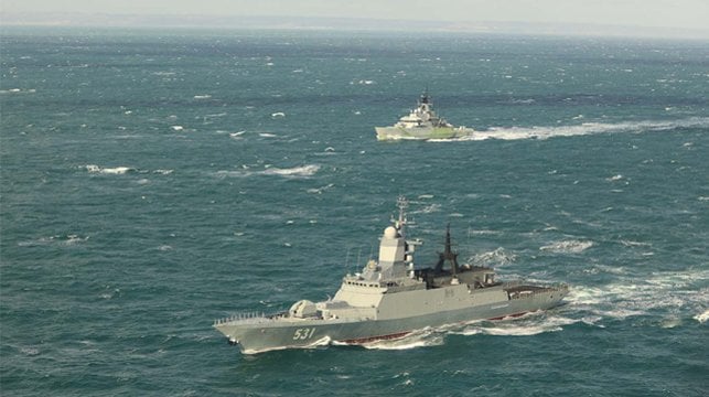 English and Russian warships in English Channel