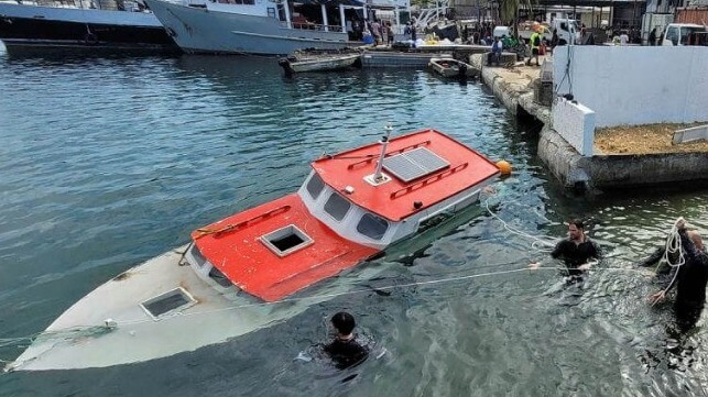 Royal Australian Navy Divers Assist Vanuatu in Cyclone Recovery