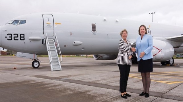 U.K. Defence Minister Anne-Marie Trevelyan and Norwegian State Secretary Tone Skogen