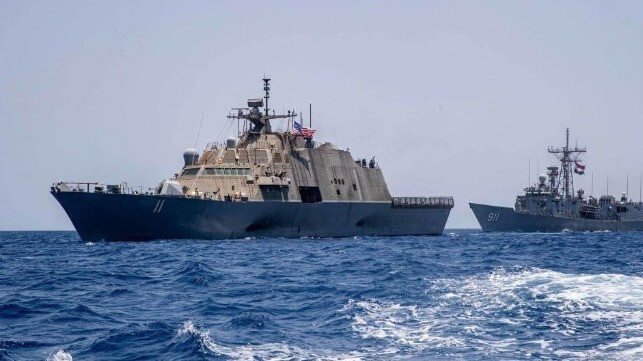 USS Sioux City under way in the Red Sea