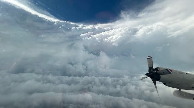 A NOAA Hurricane Hunter aircraft passes through the eye of Hurricane Beryl, 2024 (NOAA)