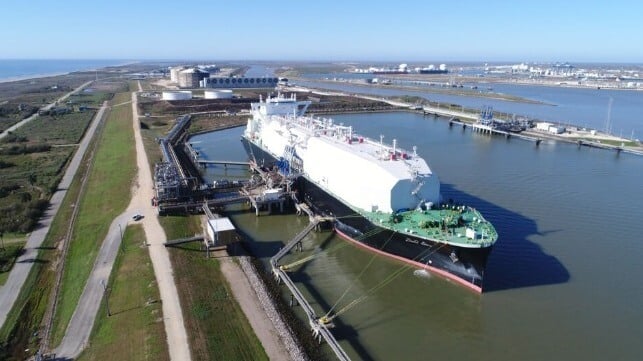 LNG export terminal