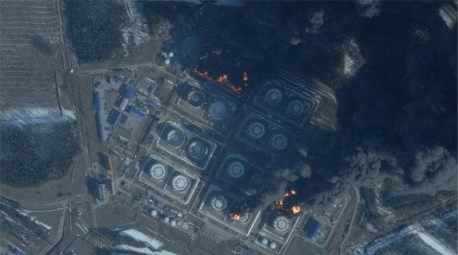 fire buriing in Russian oil terminal after attack