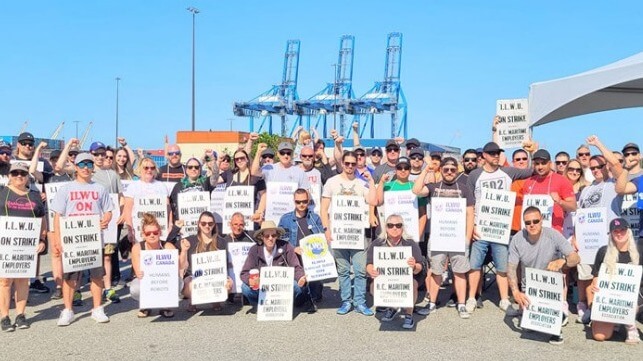 Canada dockworkers strike
