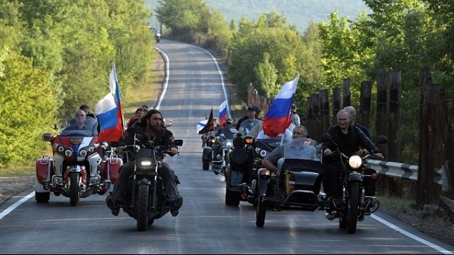 Vladimir Putin takes part in biker festival